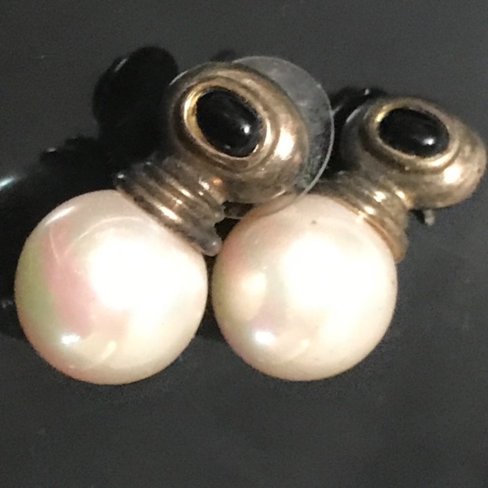 Huge Pearl Drop Earrings Vintage Retro Studs EUC Victorian Formal legal Law